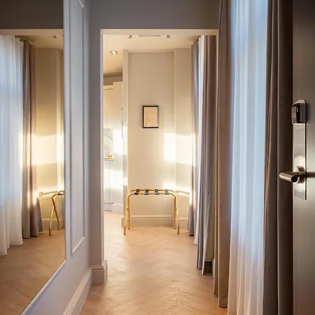 The Self Check-in Boutique Hotel